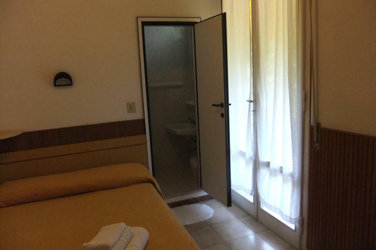 Albergo Villalma Rimini Exterior foto