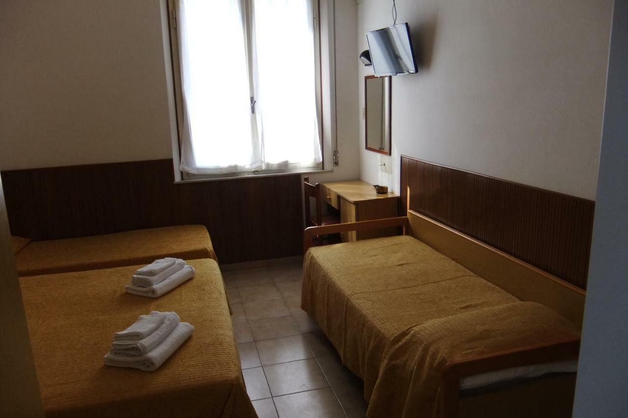 Albergo Villalma Rimini Exterior foto